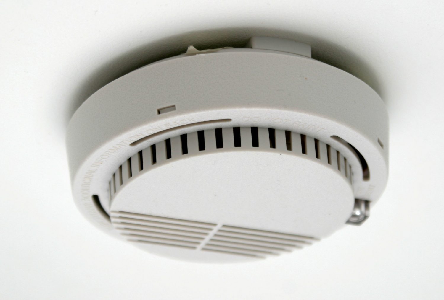 How Do Smoke Detectors Work